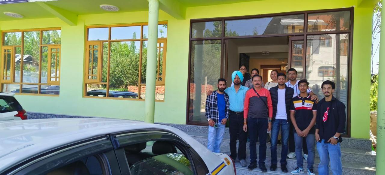Hotel Gulmarg Residency, Kunzer Gulmarg Ngoại thất bức ảnh